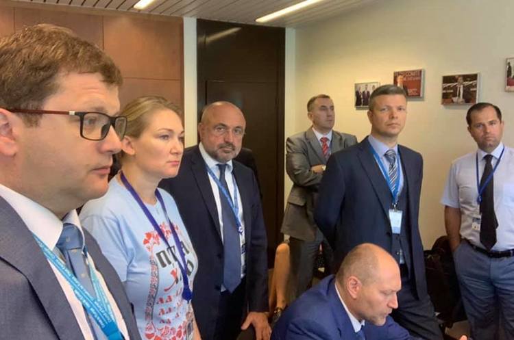 Українська делегація вимагає відсторонення Паск‘є від головування на сесії ПАРЄ Українська делегація вимагає відсторонення Паск‘є від головування на сесії ПАРЄ