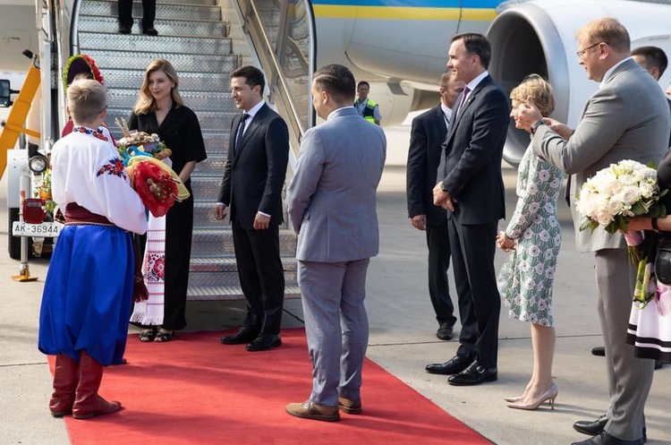 Зеленський прибув до Канади Зеленський прибув до Канади