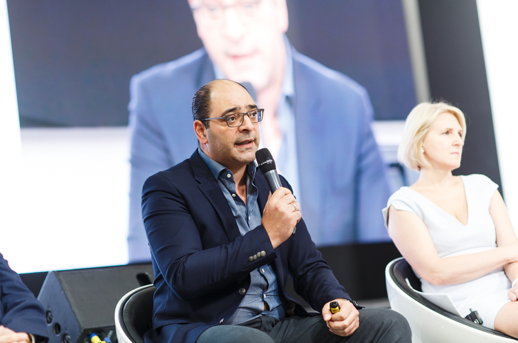 Віце-президент JUUL Labs у Центральній, Східній та Південній Європі: «До вейп-шопу мене привів мій лікар» Віце-президент JUUL Labs у Центральній, Східній та Південній Європі: «До вейп-шопу мене привів мій лікар»