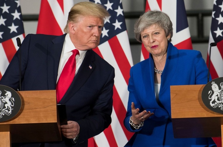 фото www.whitehouse.gov\news.sky.com Тереза Мей висловила повну підтримку послу, який назвав Трампа «некомпетентним»
