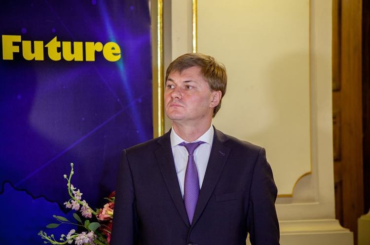 В.о. глави ДФС Олександр Власов В.о. глави ДФС звільнив керівників чотирьох митниць