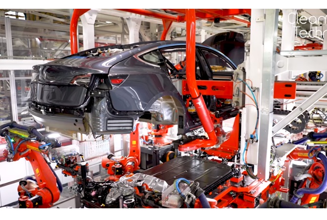 CleanTechnica Tesla готується збільшити виробництво електромобілів