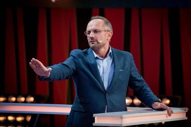 Роман Безсмертний Зеленський долучив Безсмертного до мінської делегації, не порадившись з ним самим