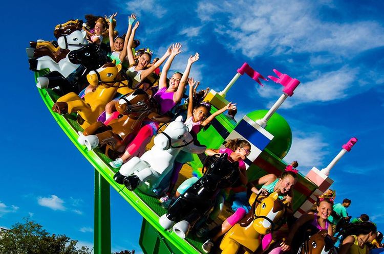 Игры для взрослых: главный конкурент Disneyland переходит в частные руки Игры для взрослых: главный конкурент Disneyland переходит в частные руки
