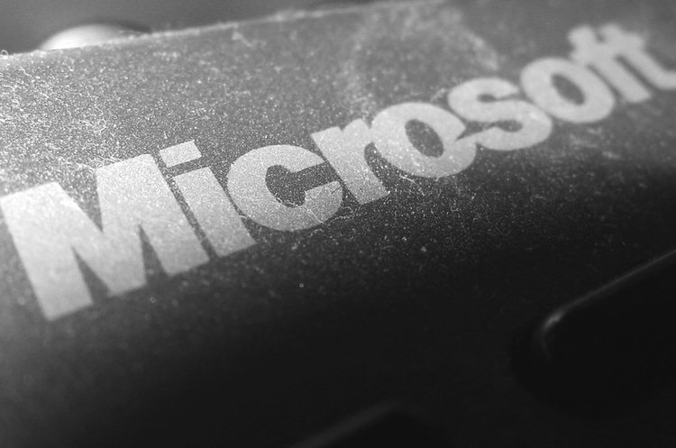 Українець обікрав Microsoft на $10 млн Українець обікрав Microsoft на $10 млн