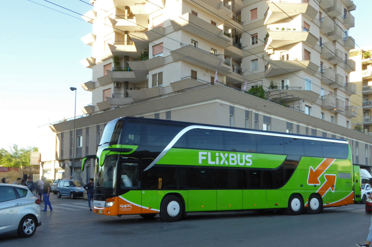 Найбільший автобусний лоукостер FlixBus має намір запустити конкурента BlaBlaCar Найбільший автобусний лоукостер FlixBus має намір запустити конкурента BlaBlaCar
