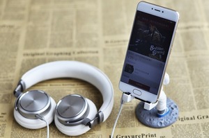 Виробник смартфонів Meizu знову звільняє співробітників і закриває магазини в Китаї