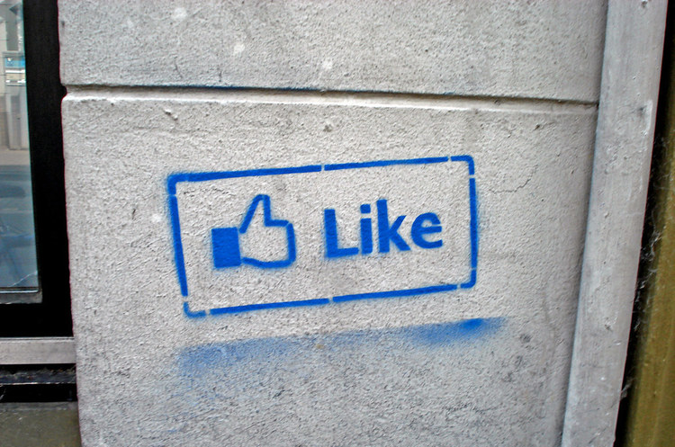 Європейський суд зобов’язав сайти з кнопкою «Like» від Facebook попереджати про збір даних Європейський суд зобов’язав сайти з кнопкою «Like» від Facebook попереджати про збір даних