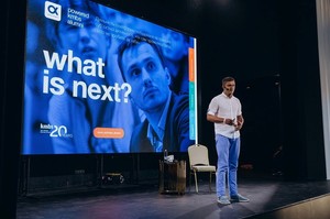  ᒺ  :    powered KMBS alumni platform