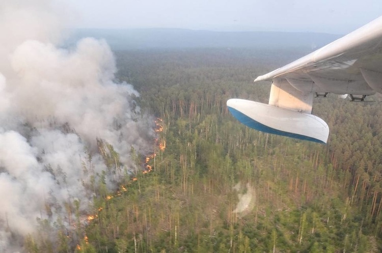 Фото прес-служби ГУ МЧС РФ по Красноярському краю Російські військові літаки будуть здійснювати по 15 вильотів на день для гасіння пожеж у Сибіру