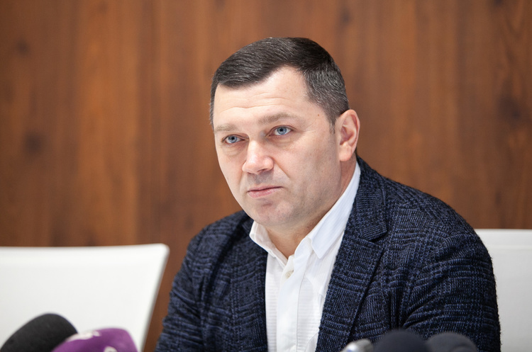 перший заступник голови КМДА Микола Поворозник На ремонт столичних дворів виділено понад 550 млн грн, вже закінчено 40% робіт