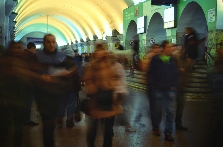 Суд заборонив «Київському метрополітену» виплачувати борг колишній фірмі Фукса Суд заборонив «Київському метрополітену» виплачувати борг колишній фірмі Фукса