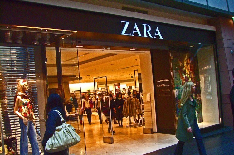 Власник мережі Zara відкриває сім нових магазинів у Києві Власник мережі Zara відкриває сім нових магазинів у Києві