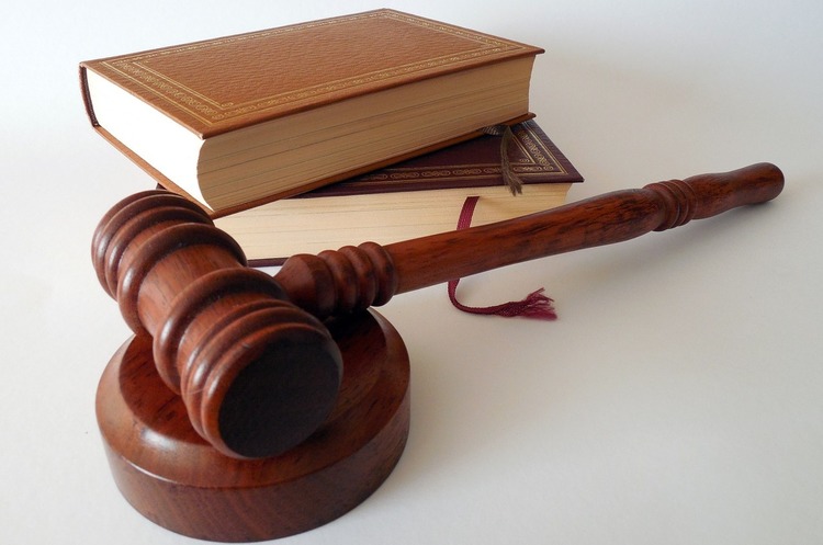 Суд відкрив провадження щодо оскарження порядку відбору керівників особливо важливих підприємств Суд відкрив провадження щодо оскарження порядку відбору керівників особливо важливих підприємств