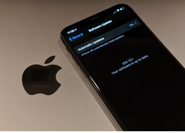 Фото: David Murphy Експерти Google виявили баг в iOS, через який хакери 2 роки могли зламувати iPhone