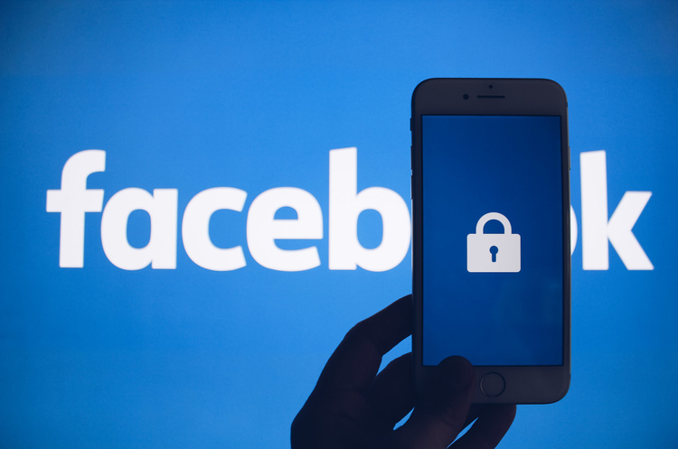 Facebook відключить розпізнавання облич користувачів за замовчуванням Facebook відключить розпізнавання облич користувачів за замовчуванням