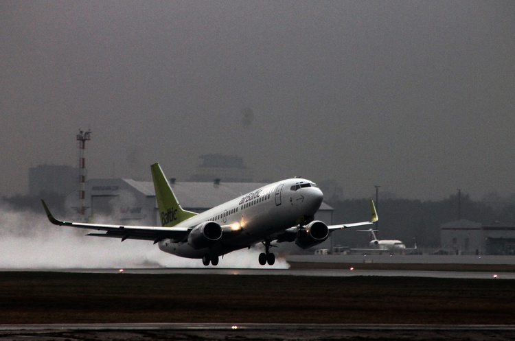 airBaltic призупинить польоти до Львова і Одеси на зиму, а також зменшить число рейсів до Києва airBaltic призупинить польоти до Львова і Одеси на зиму, а також зменшить число рейсів до Києва