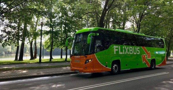Фото: FlixBus FlixBus починає тестування автобусів на водні замість дизелю