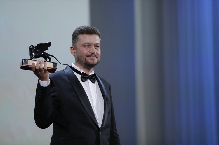 Український фільм «Атлантида» переміг в одній з головних програм Венеційського фестивалю Український фільм «Атлантида» переміг в одній з головних програм Венеційського фестивалю