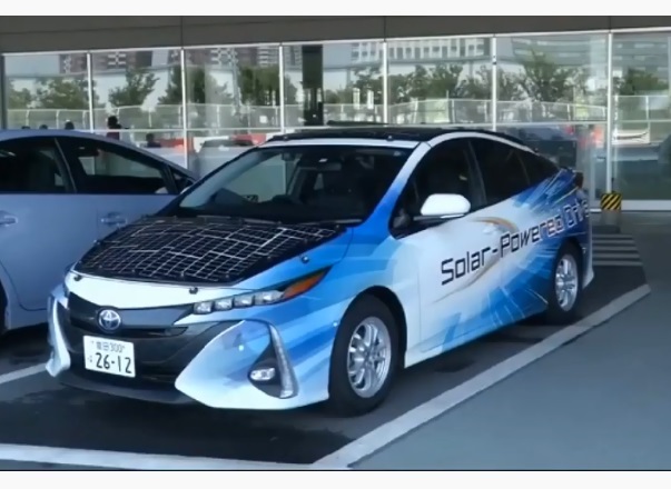 All News Videos Toyota тестує Prius із сонячними батареями на даху
