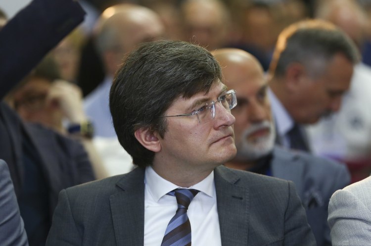 Андрей Магера Андрей Магера: «От партии власти в новой ЦИК будет не меньше восьми членов»