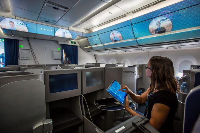 Airbus почав тестування «розумного салону» на борту справжнього літака