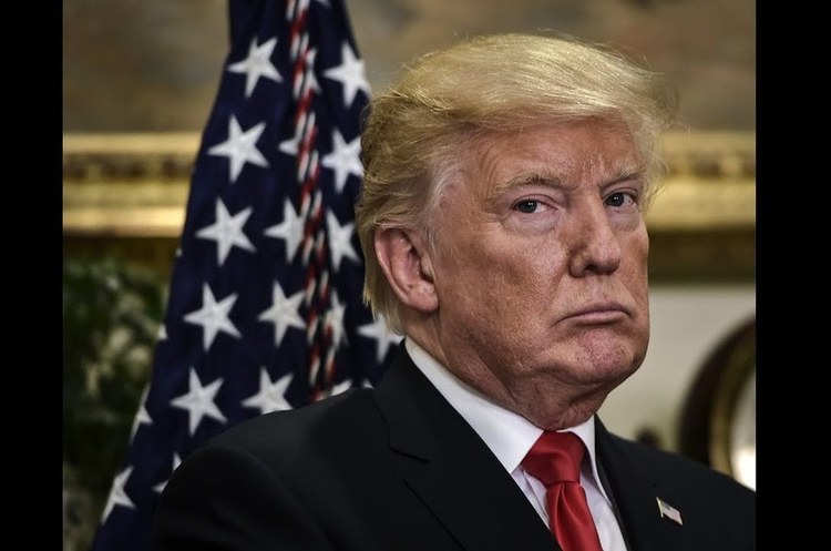 Дональд Трамп Індекс S&P 500 рекордно впав на тлі повідомлень про імпічмент Трампа