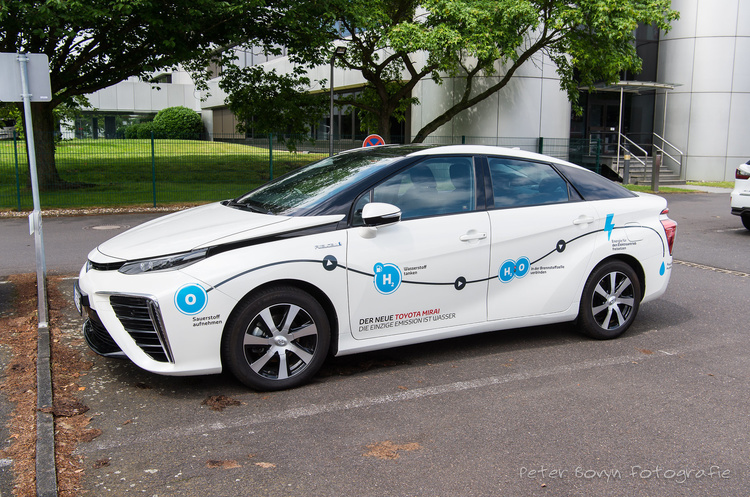 Toyota готується запустити нове покоління Mirai на паливних елементах в 2020 році Toyota готується запустити нове покоління Mirai на паливних елементах в 2020 році