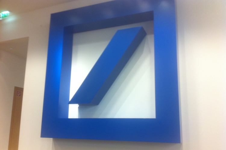 Правоохранители провели обыски в Deutsche Bank по делу по отмыванию денег через Danske Bank Правоохранители провели обыски в Deutsche Bank по делу по отмыванию денег через Danske Bank