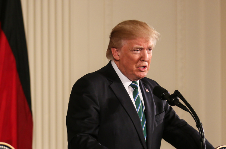 фото Shutterstock Трамп відреагував у Twitter на прес-марафон Зеленського