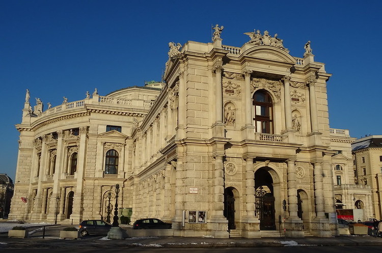 Munich Re і Swiss Re є лідерами світового перестрахування Munich Re і Swiss Re є лідерами світового перестрахування