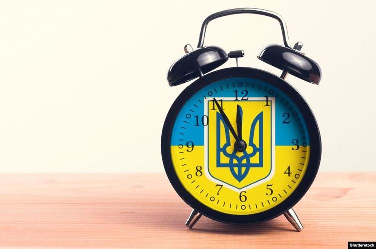 Фото: Shutterstock Україна перейшла на зимовий час