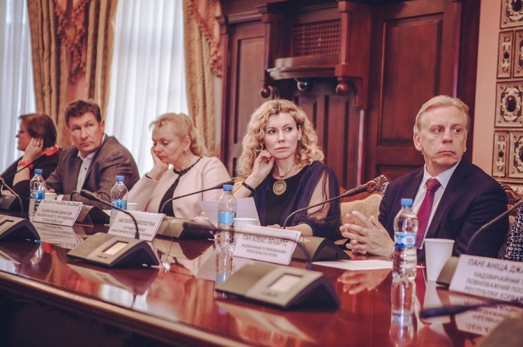 фото Фонд гуманітарного розвитку Оцифровані експонати музеїв можуть приносити сотні мільйонів гривень щороку – керівник ФГР