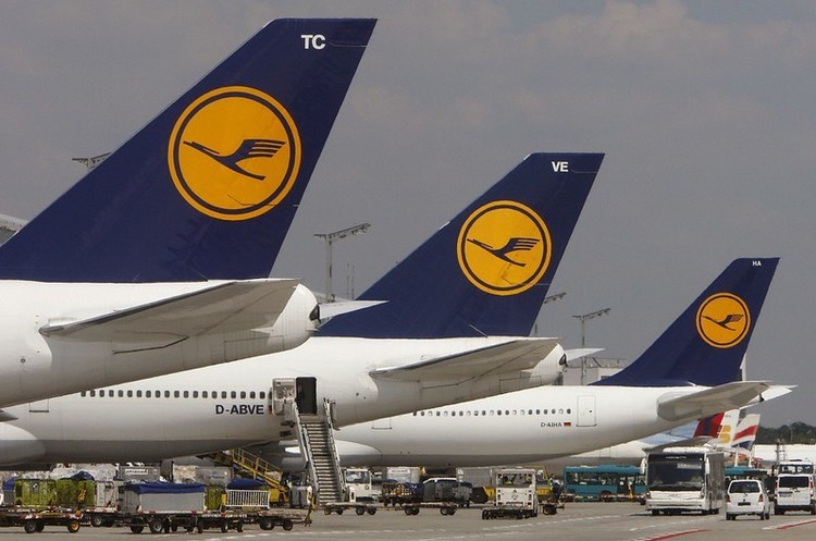 Працівники німецької Lufthansa страйкуватимуть 7 та 8 листопада Працівники німецької Lufthansa страйкуватимуть 7 та 8 листопада