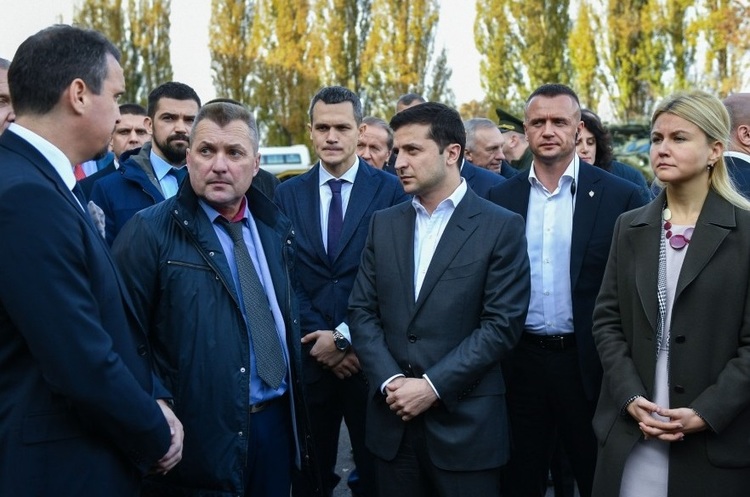 фото Офіційний сайт Президента України «Ми нічого не виробляємо і нічого не літає»: Зеленський розкритикував харківський завод