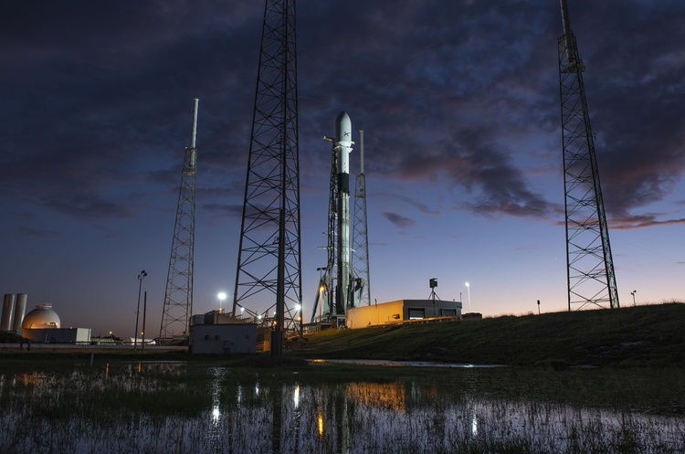 @elonmusk SpaceX успішно вивела на орбіту ще 60 супутників