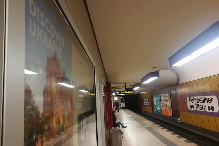 Фото: Mark Thalberg-Žukov На 76 станціях метро Берліна розмістили плакати з Україною
