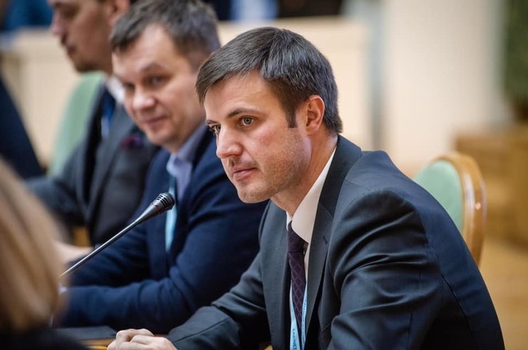 Facebook Taras Vysotskyi / Тарас Висоцький У Мінекономрозвитку назвали ціну 1 гектара української землі