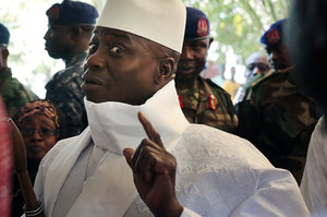 «Me Too» в Гамбії: як президент ґвалтував красунь і катував «відьом»