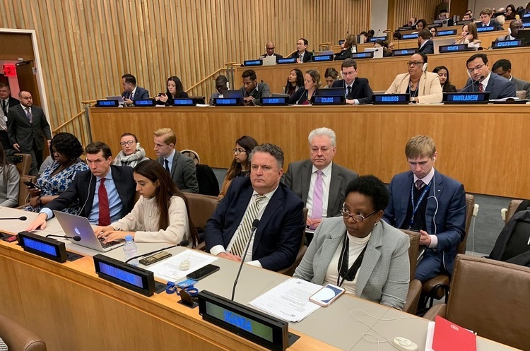 Twitter UKR Mission to UN Комітет ООН прийняв нову резолюцію по Криму, незважаючи на погрози росіян