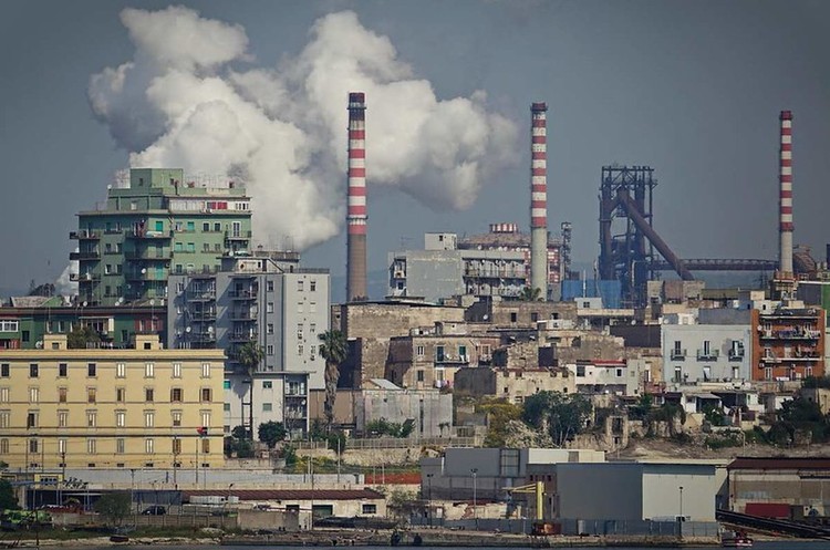 Поліція здійснила рейд на ArcelorMittal Italia в межах розслідування скандальної справи Поліція здійснила рейд на ArcelorMittal Italia в межах розслідування скандальної справи