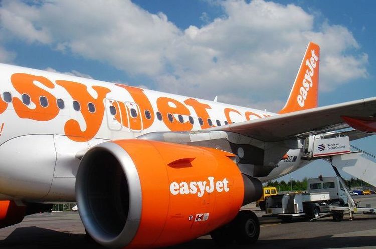 EasyJet заявила про наміри стати першою в світі вуглецево-нейтральною авіакомпанією EasyJet заявила про наміри стати першою в світі вуглецево-нейтральною авіакомпанією