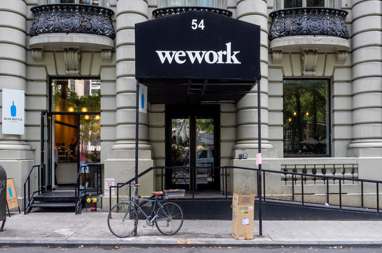 WeWork скоротить 19% штату, щоб скоротити ріст збитків після провалу виходу на ІРО WeWork скоротить 19% штату, щоб скоротити ріст збитків після провалу виходу на ІРО