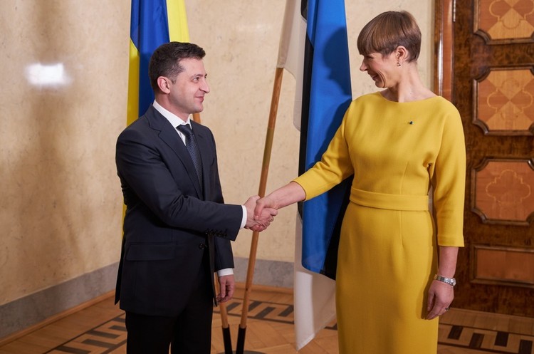 Володимир Зеленський, Керсті Кальюлайд Президенти Естонії та України підписали спільну заяву про співпрацю
