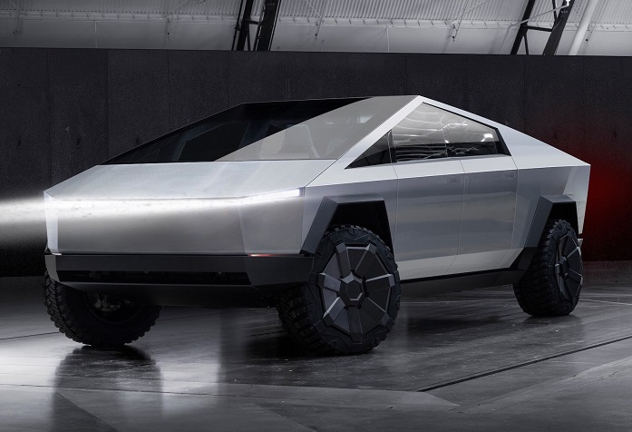 @MotorTrend Cybertruck від Tesla був помічений на автомобільній дорозі (ВІДЕО)