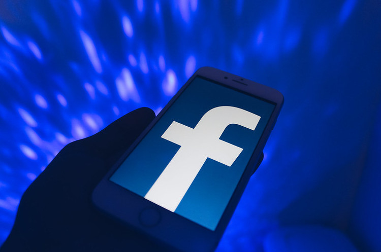 Сінгапур зобов’язав Facebook виправити допис користувача з неправдивою інформацією