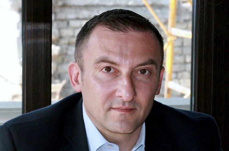Фото: wikipedia.org У Києві обстріляли автомобіль депутата Соболєва, загинула дитина