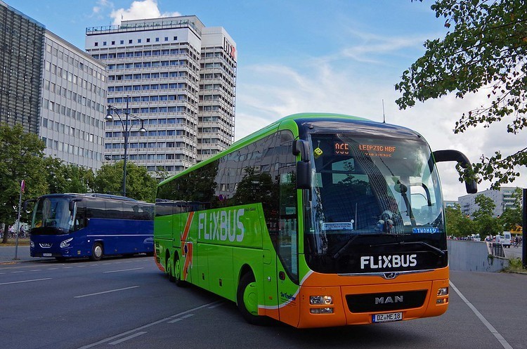 Найбільший автобусний лоукостер FlixBus запускає перший «зелений» маршрут з України в Чехію Найбільший автобусний лоукостер FlixBus запускає перший «зелений» маршрут з України в Чехію