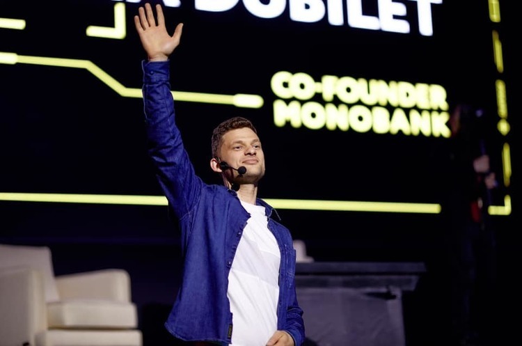 Дмитро Дубілет Дубілет анонсував запуск програми спілкування громадян з держорганами через месенджери