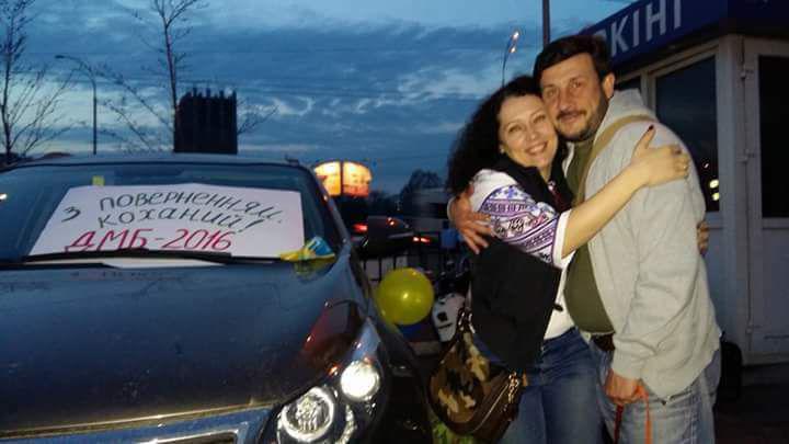 подружжя Акастьолових Справа Шеремета: поліція обшукала дім волонтерів Акастьолових